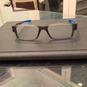 Oakley Airdrop XS Kids Eyeglass Frames – Satin Grey Smoke – Great Condition